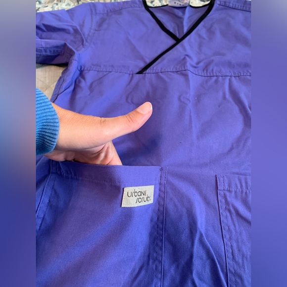 NWOT Urbane Scrub Set - Picture 7 of 12